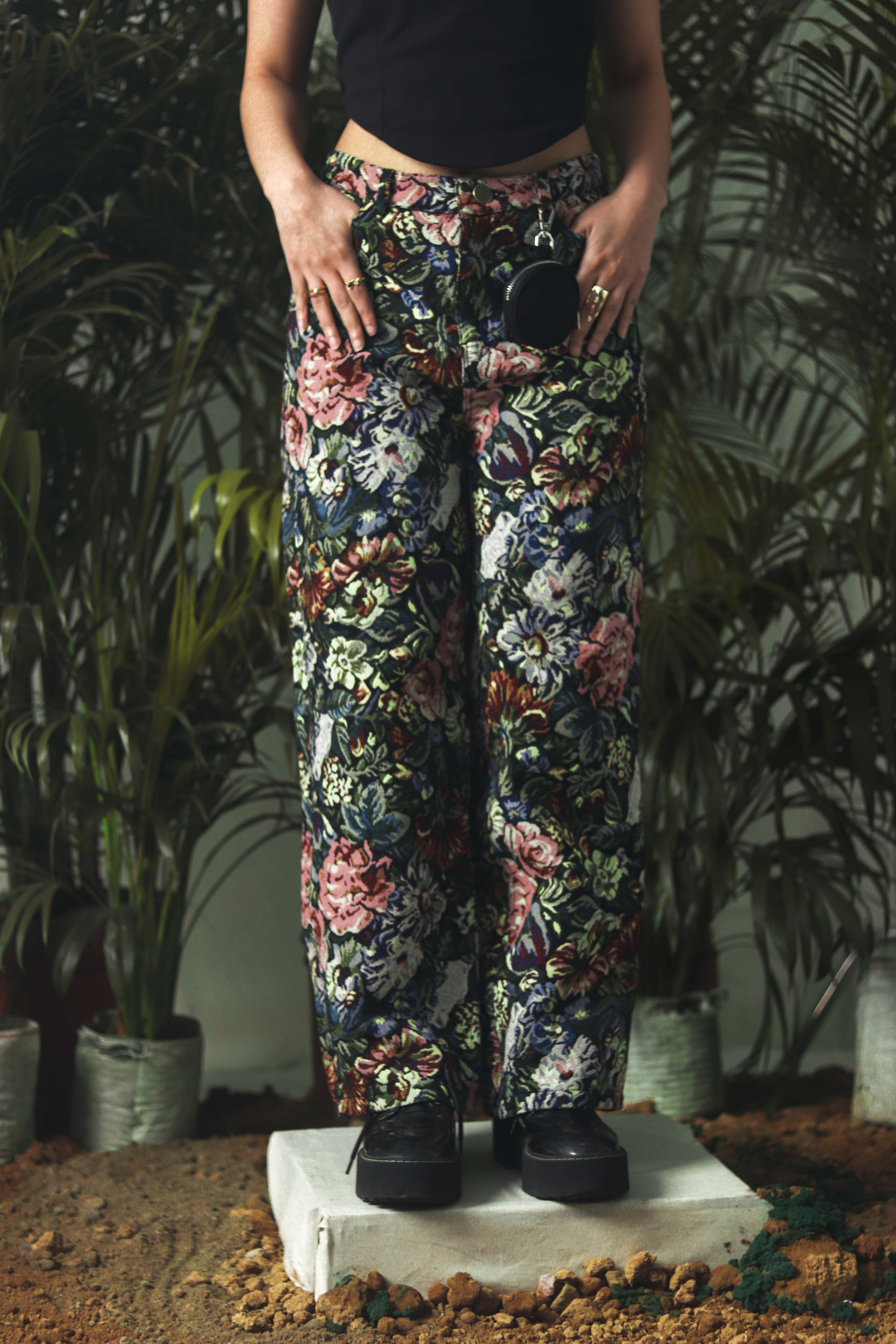 Straight Fit Floral Jacquard Pant