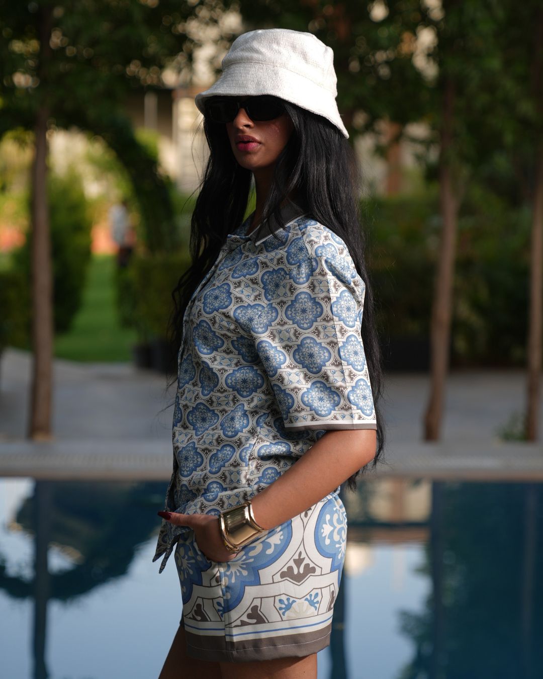 POCELAIN SHORTS