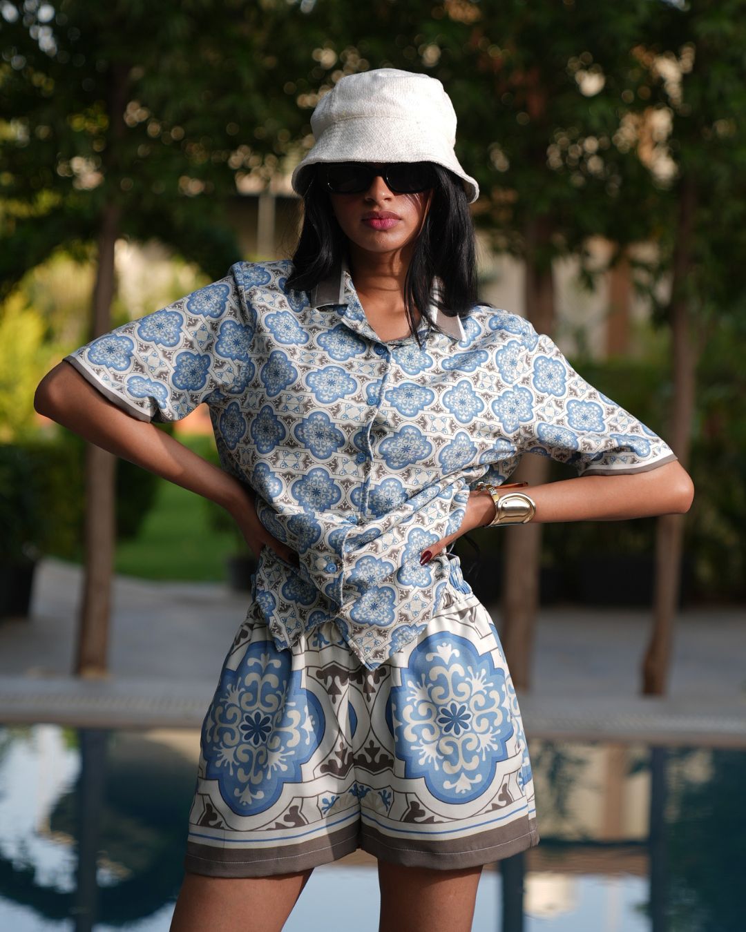 POCELAIN SHORTS