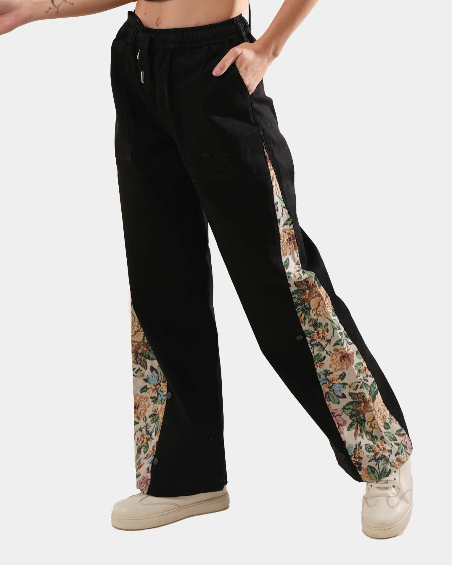 DESIRE STRAIGHT FIT BLACK PANT