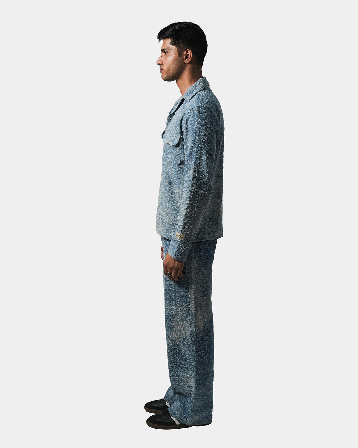 DISTRESSED DENIM PANT