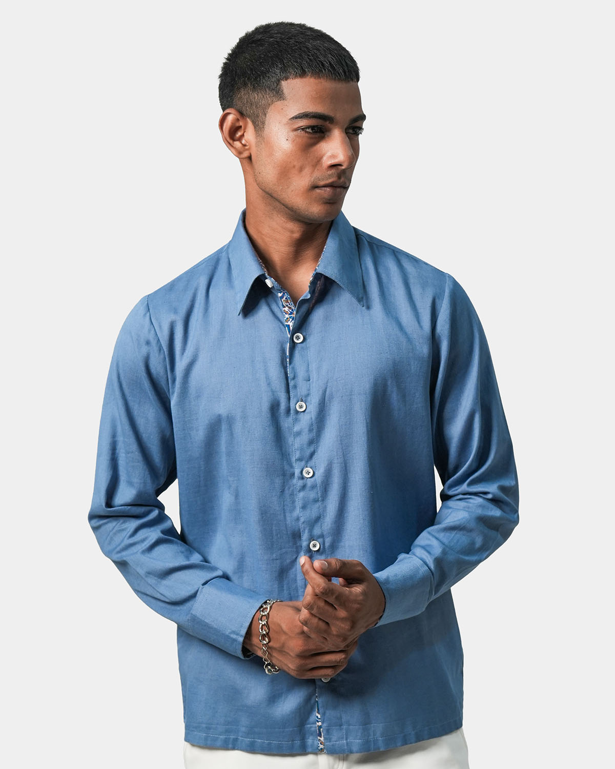BLUE ESSENTIAL SHIRT