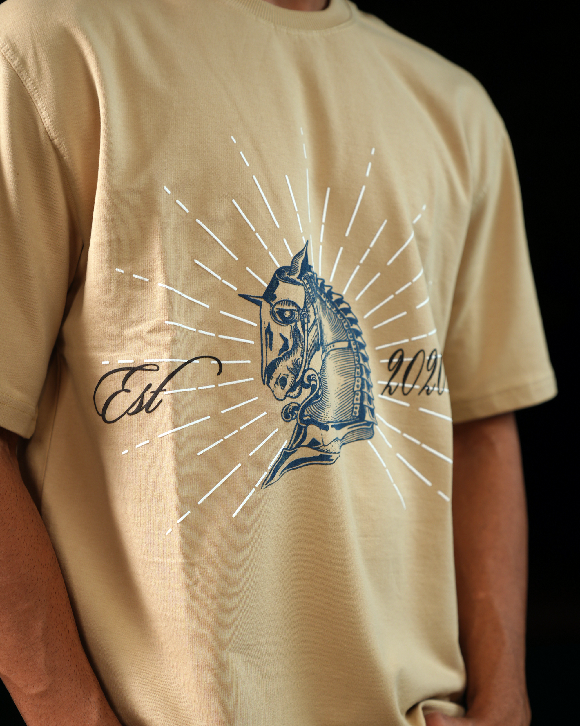 STALLION CREST TEE