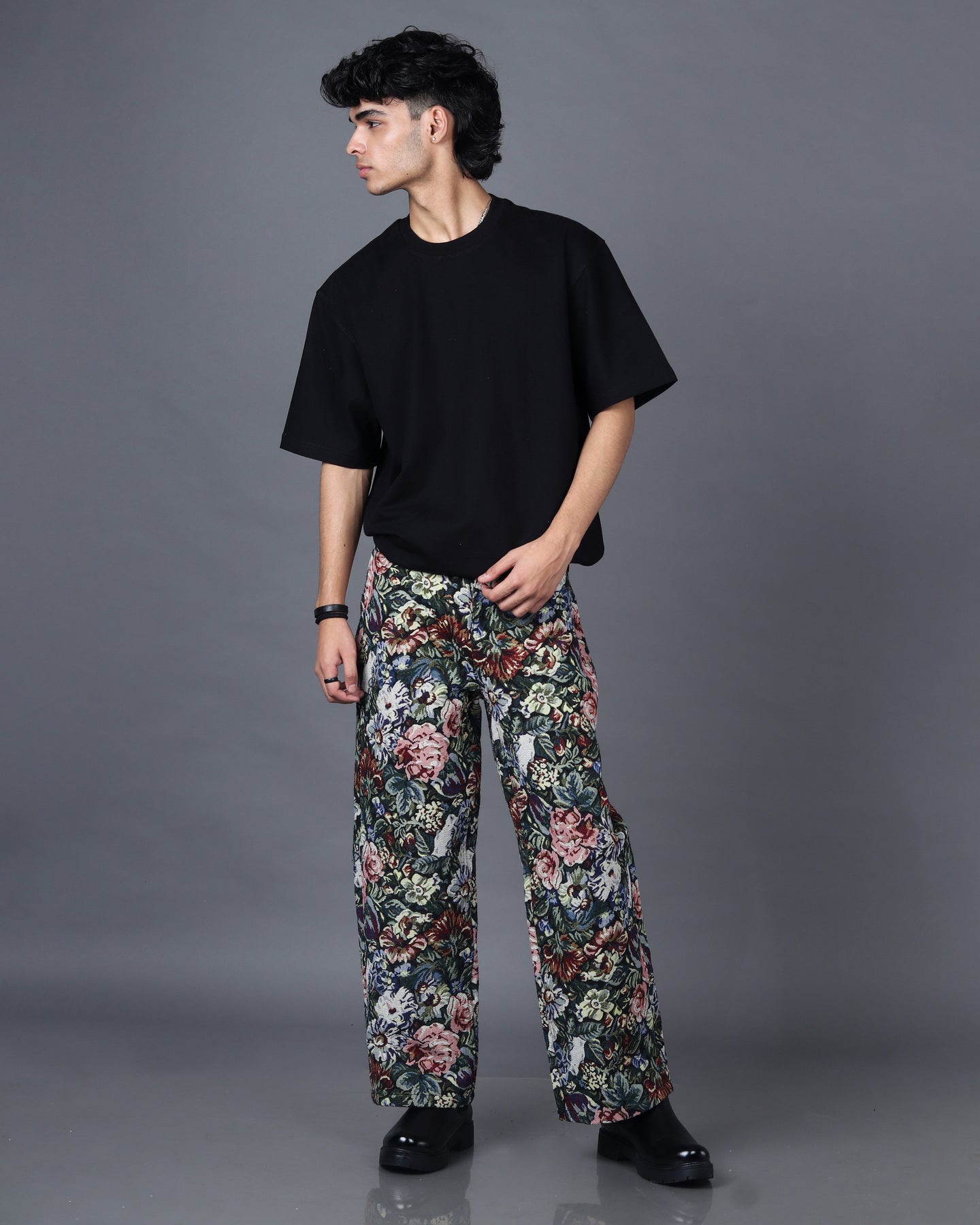 Straight Fit Floral Jacquard Pant
