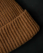 BROWN KNITTED BEANIE